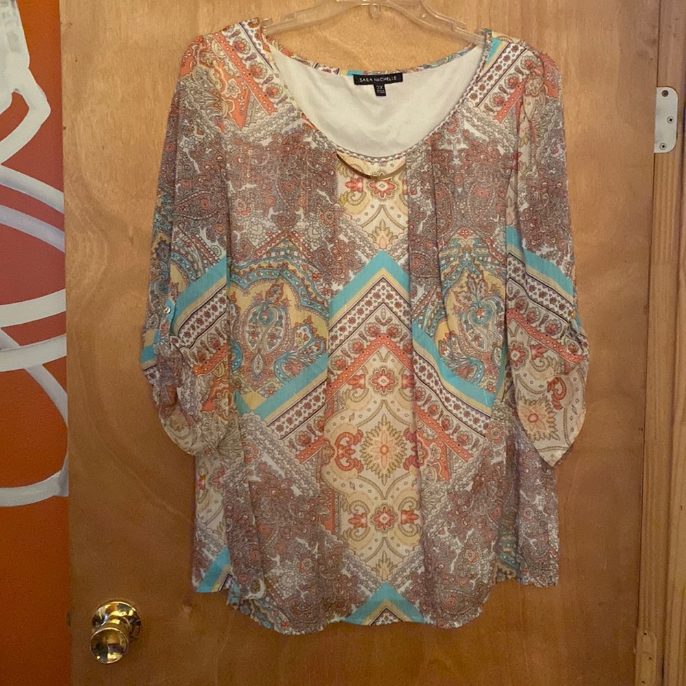 3/4 sleeve pullover blouse, paisley print.